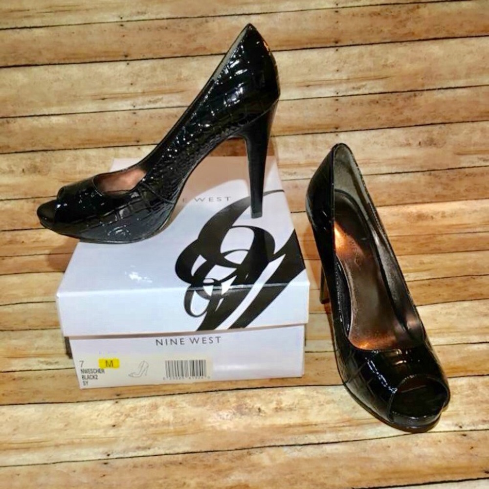 EUC!!!!! NINE WEST PUMP!